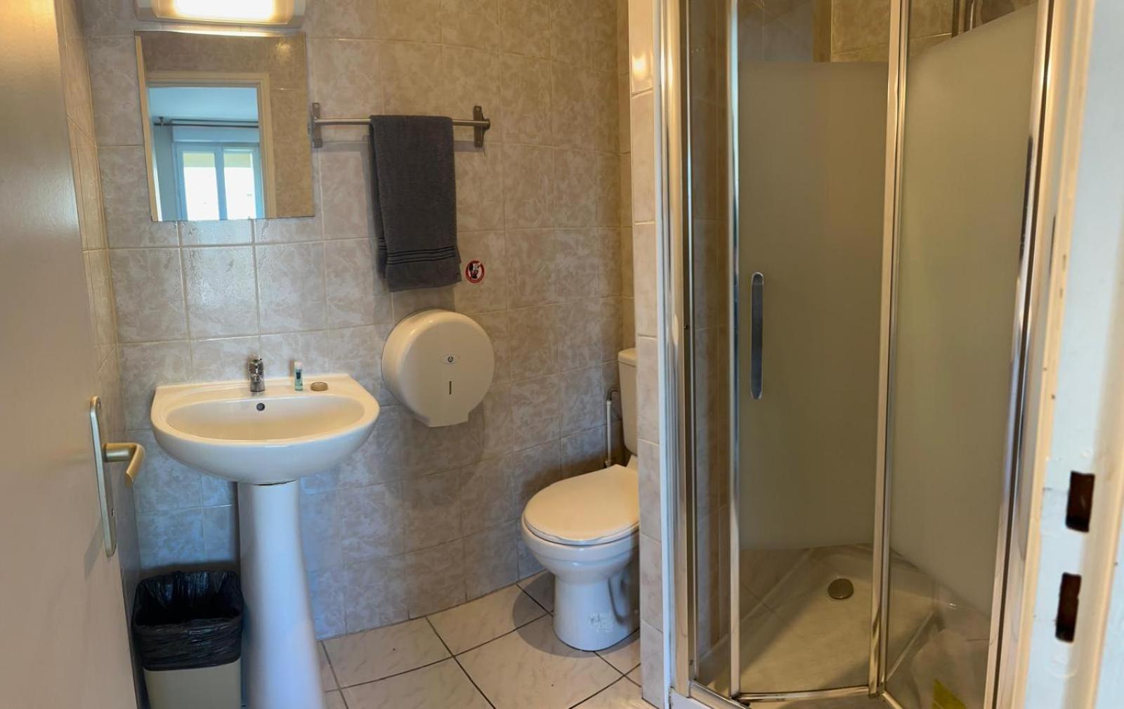 Hotel In Paris Ομπερβιλιέ Εξωτερικό φωτογραφία